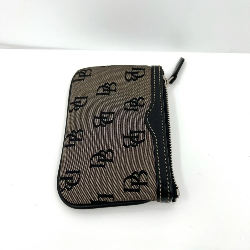 Designer Dooney & Bourke Signature Logo Monogram Black Coin Zippered Card Pouch